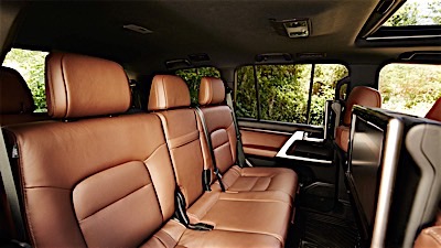 2016 toyota land-cruiser interior styling