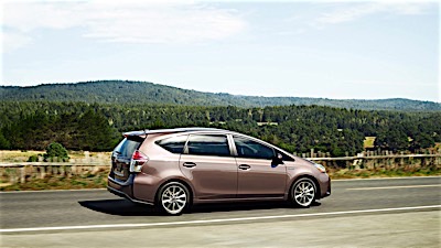 2016 toyota prius-v Exterior Styling 2