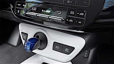 2016 toyota prius interior styling 5