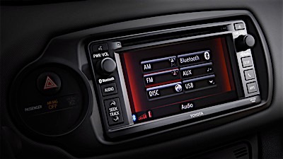2016 toyota yaris interior styling